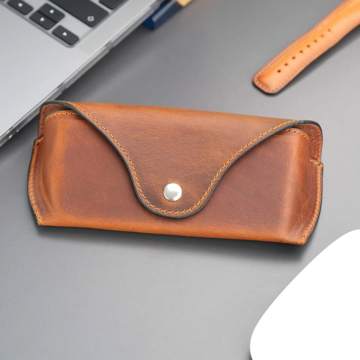 Rochester Full-Grain Leather Eyeglass Case by TORONATA