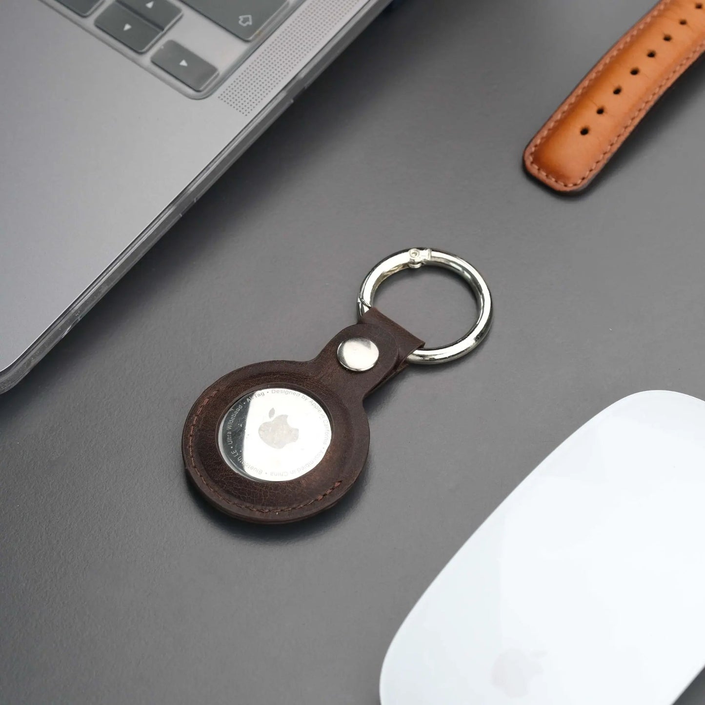 Saratoga Leather AirTag Holder by TORONATA