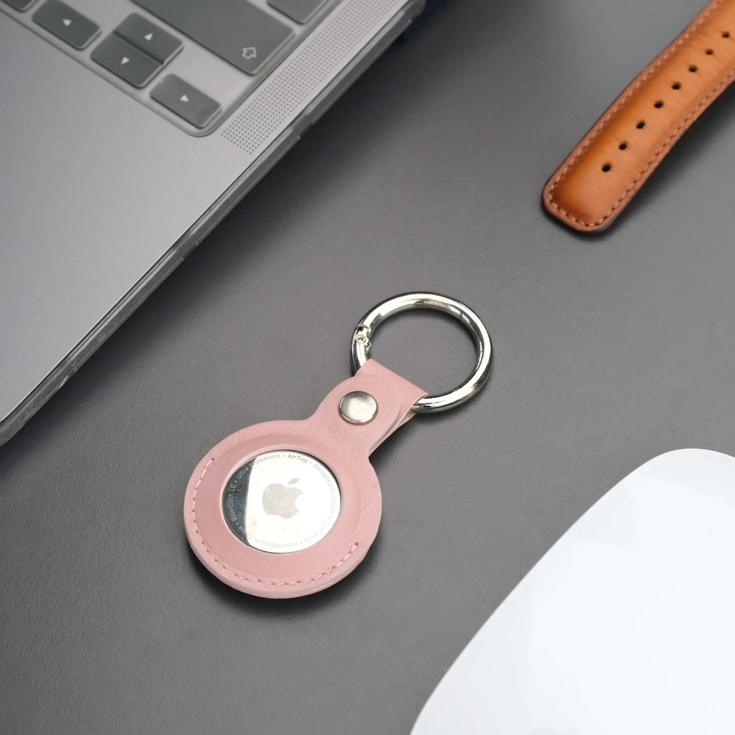 Saratoga Leather AirTag Holder by TORONATA