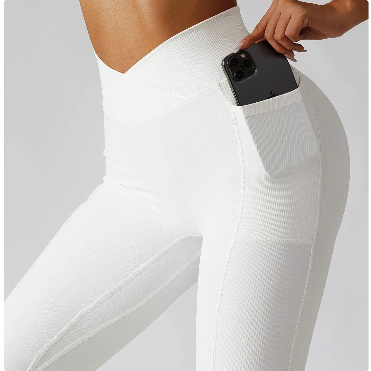The Body Pocket Leggings by Rockstar Peach