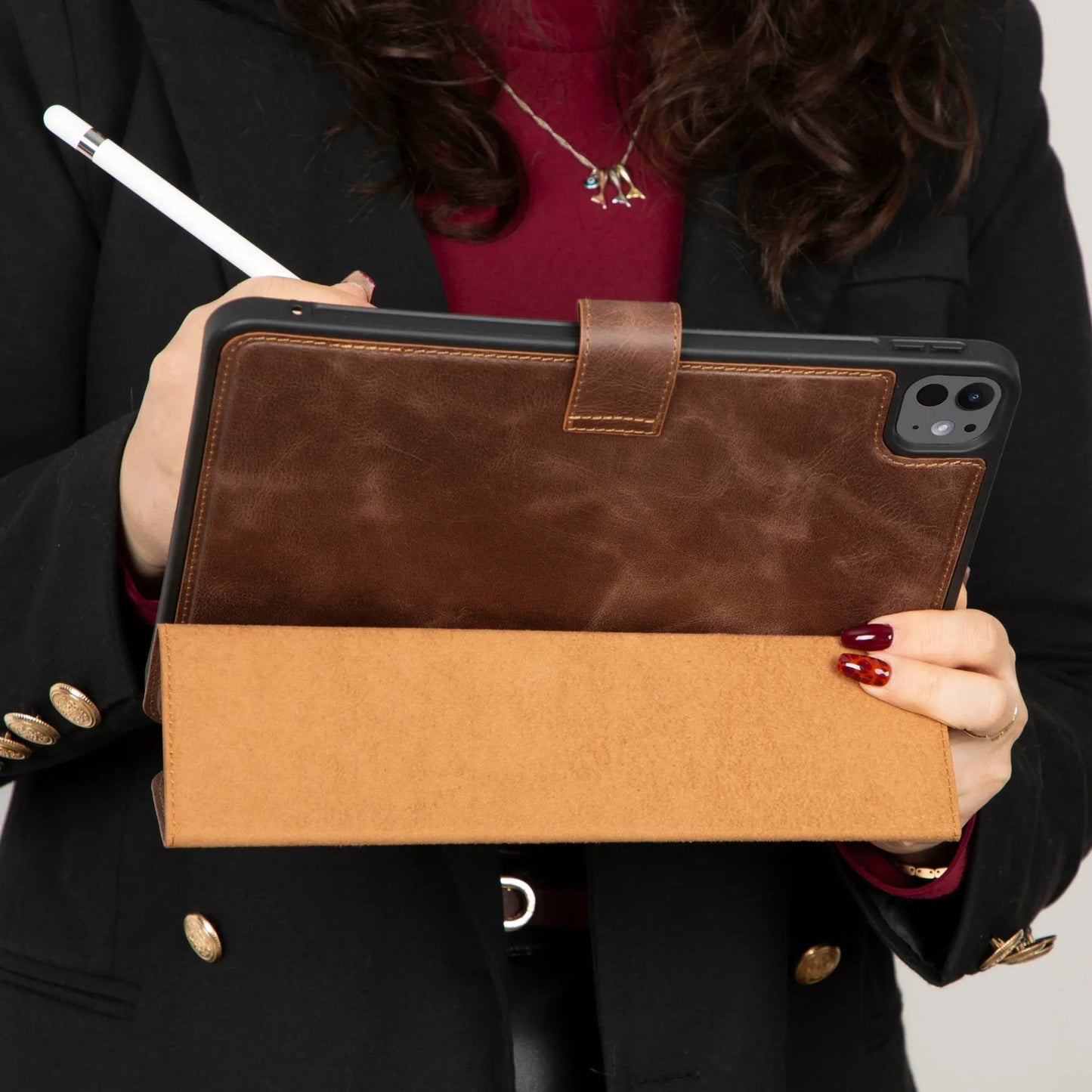 Worland Leather Case for iPad Pro 13-inch (M4) by TORONATA
