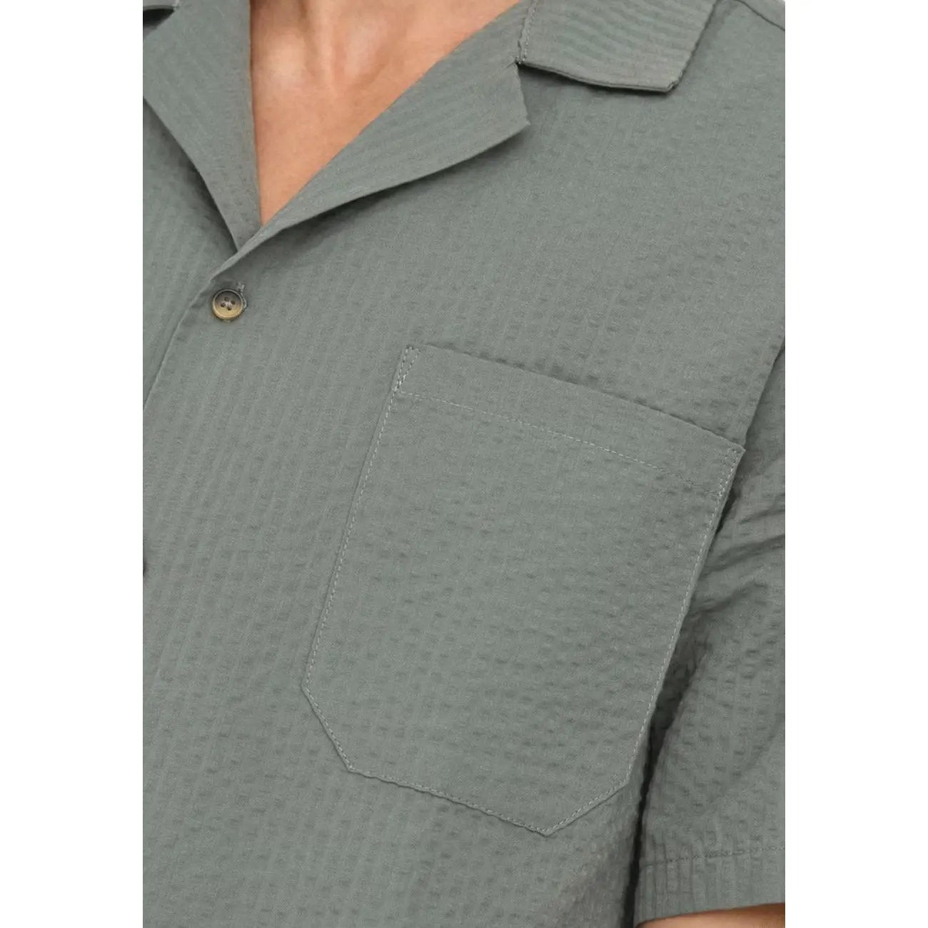 Only Sons Men Green Short Sleeve Organic Cotton Premium Resort Shirt by Only & Sons