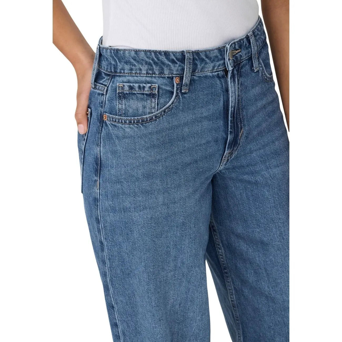 Only Women Light Blue Jeans With Soft Sustainable Organic Cotton Blend by Only