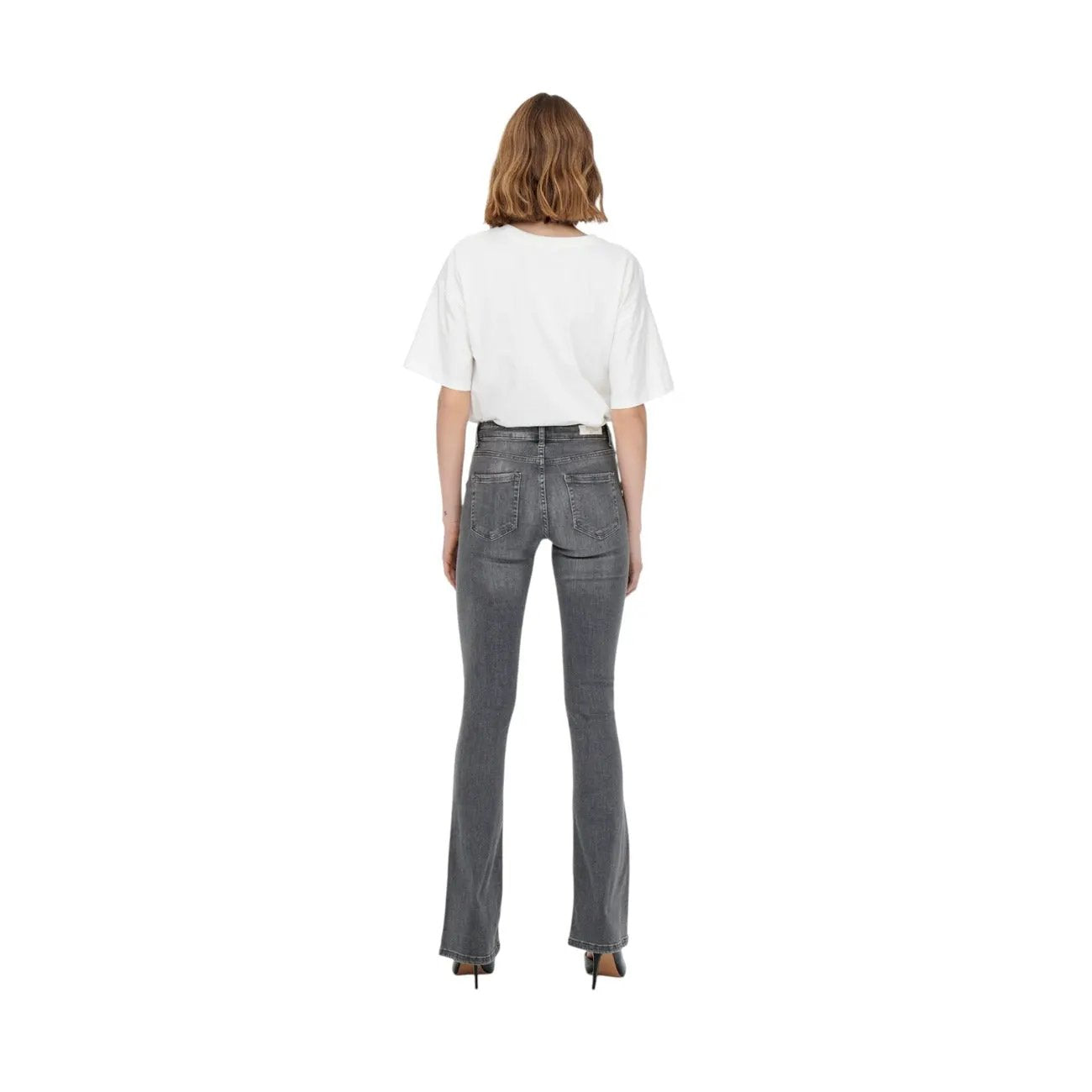 Only Women Grey Stretch Jeans Premium Cotton Lycra Blend Comfortable Casual Design by Only