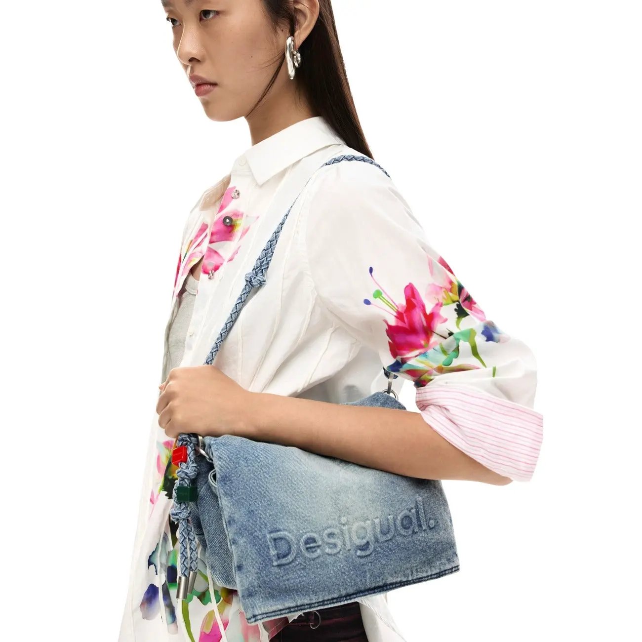 Chic Desigual Women Light Blue Denim Shoulder Bag With Inside Pocket by Desigual