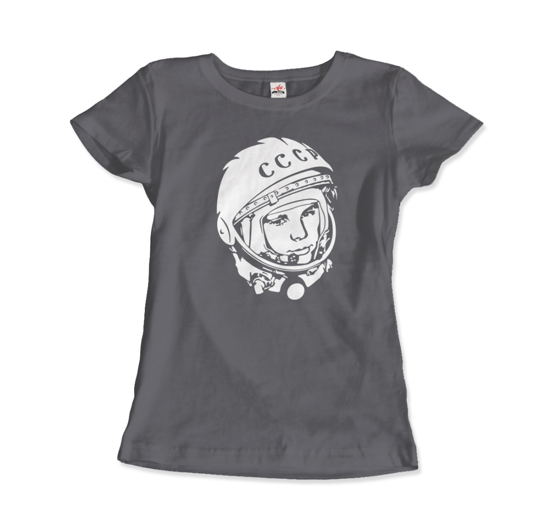 Yuri Gagarin CCCP Design t-shirt by Art-O-Rama Shop