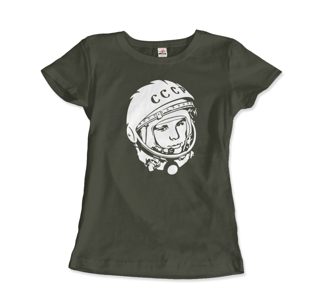 Yuri Gagarin CCCP Design t-shirt by Art-O-Rama Shop